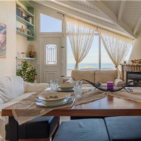 3 bedroom seaside villa with pool, Acharavi, sleeps 6